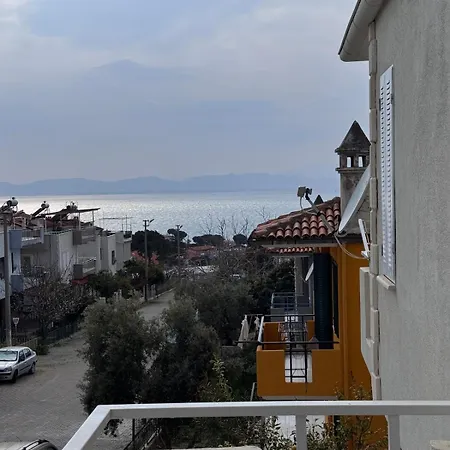 Stylish 3br Duplex With Sea View In *