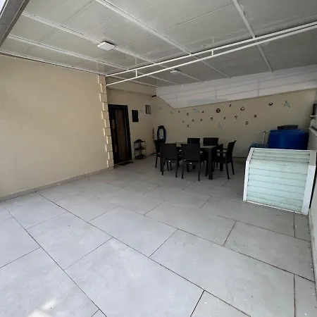 Hébergement de vacances Stylish 3br Duplex With Sea View In Kusadası